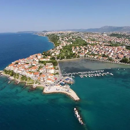 Apartment By The Sea Stobrec, - 22838 Split